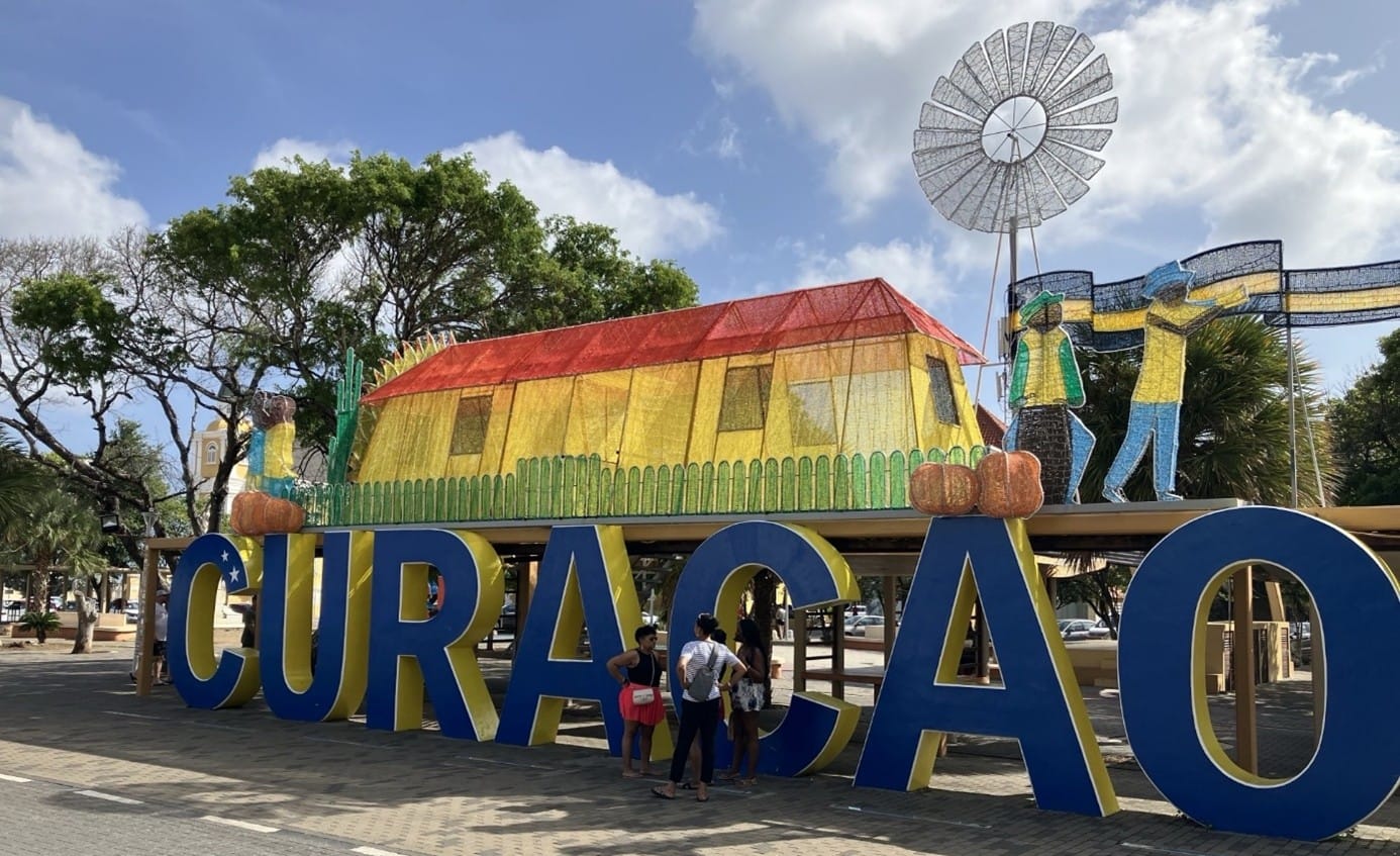 Curaçao: Your Connection to Europe